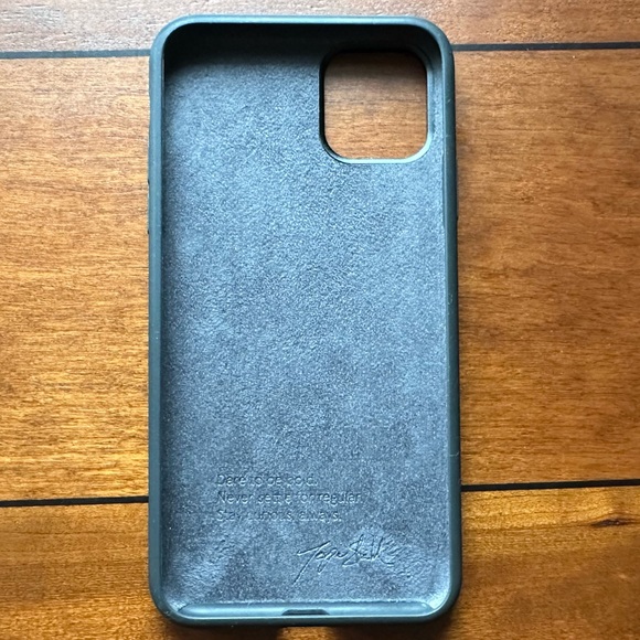 NUDIENT Bold Case in Charcoal Black - Picture 5 of 5